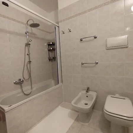 Peschiera Monte Baldo Apartment *